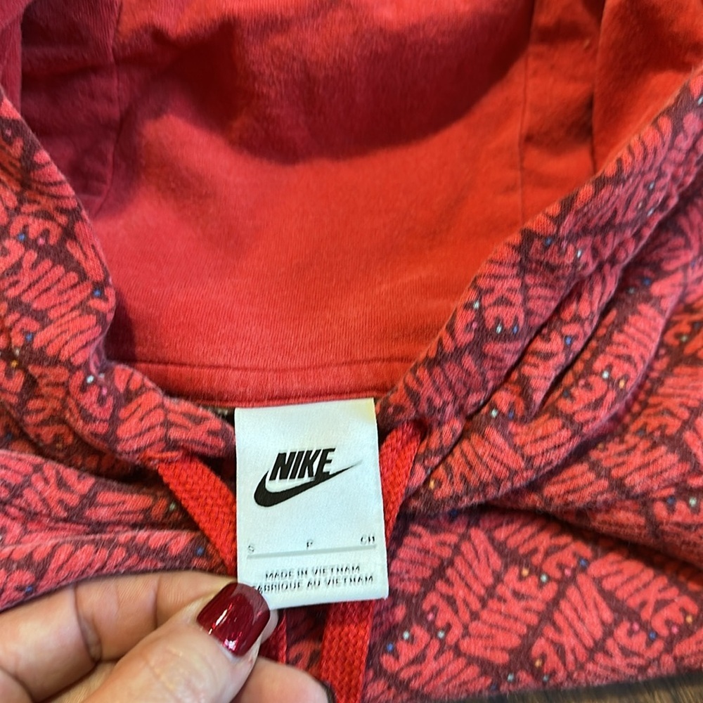 Nike Sportswear Sport Essentials Fleece Pullover - Picture 6 of 10